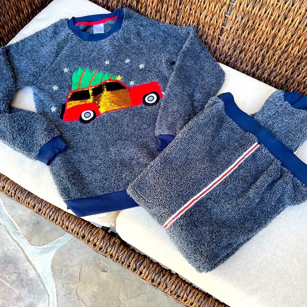 Secret Treasures, Gray, Holiday, Pajamas, 2-piece, Size M